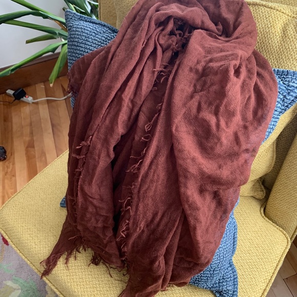 Épice
Linen Solid Scarf in cinnamon - Picture 3 of 4